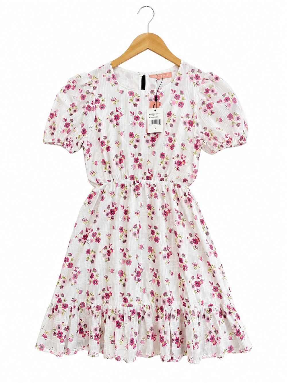 Updated Title:
NWT BCBG Girls Size 8 Floral Cutout Dress Puff Sleeve Cottagecore